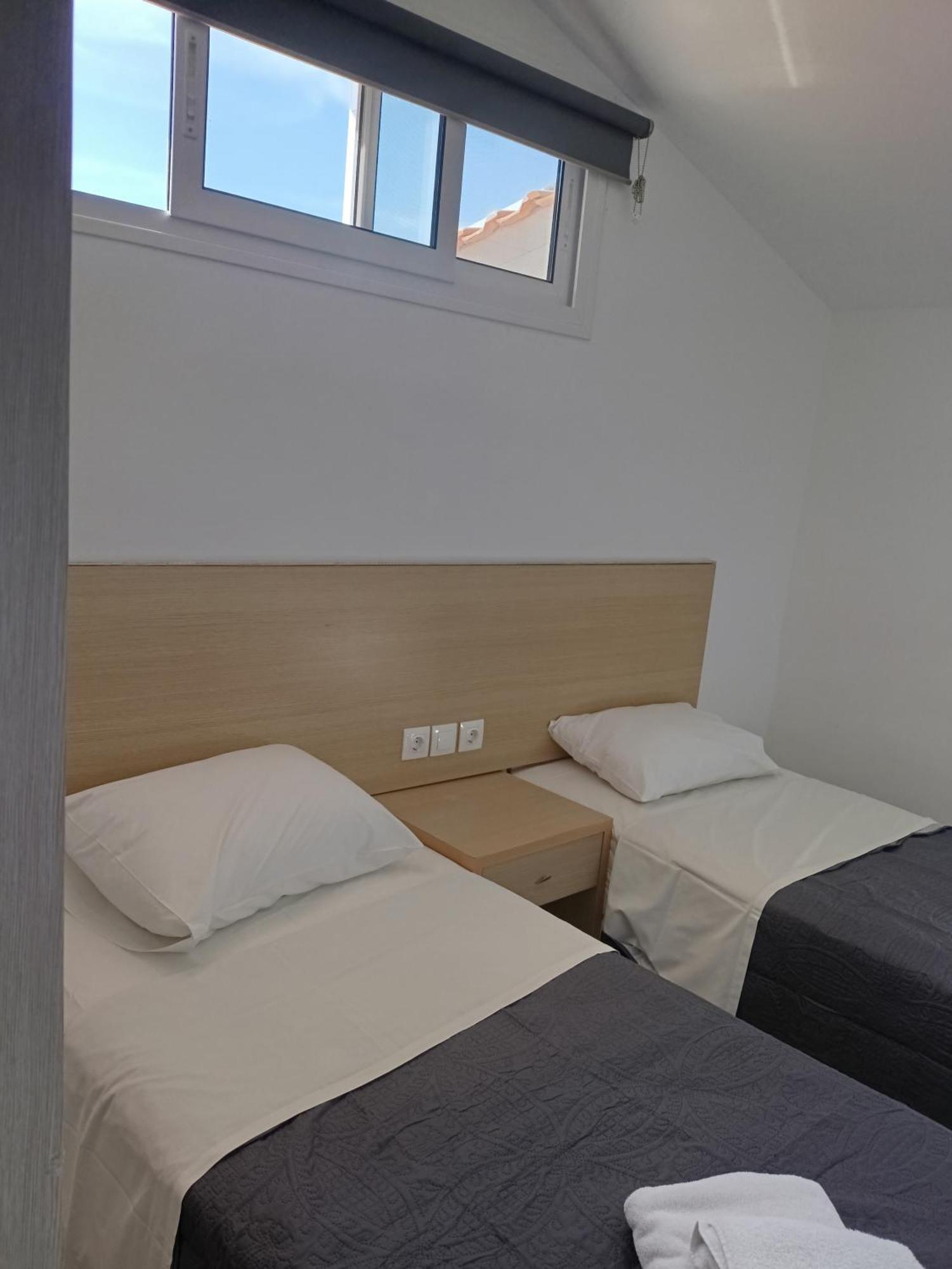 Gatos Beach Hotel Pefkochori Værelse billede